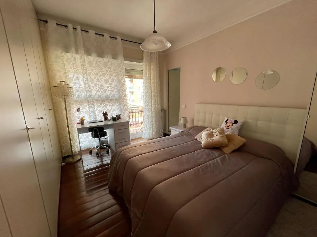 Exotic Room Rome 0*,